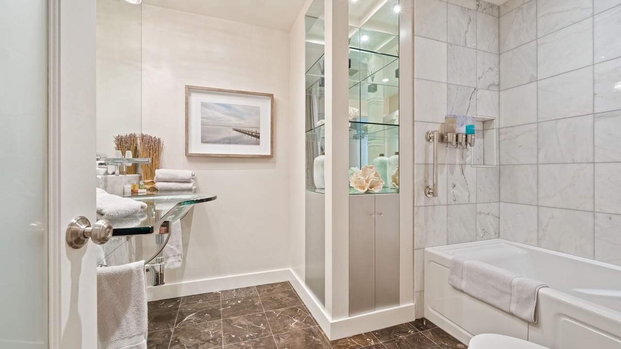Photo of Bathroom in St. Helena