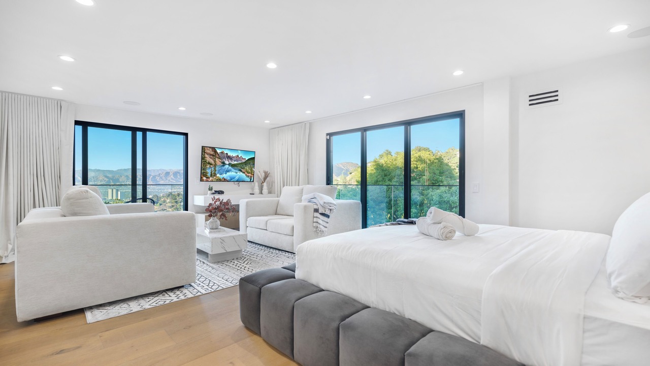 Photo of Bedroom in Hollywood Hills