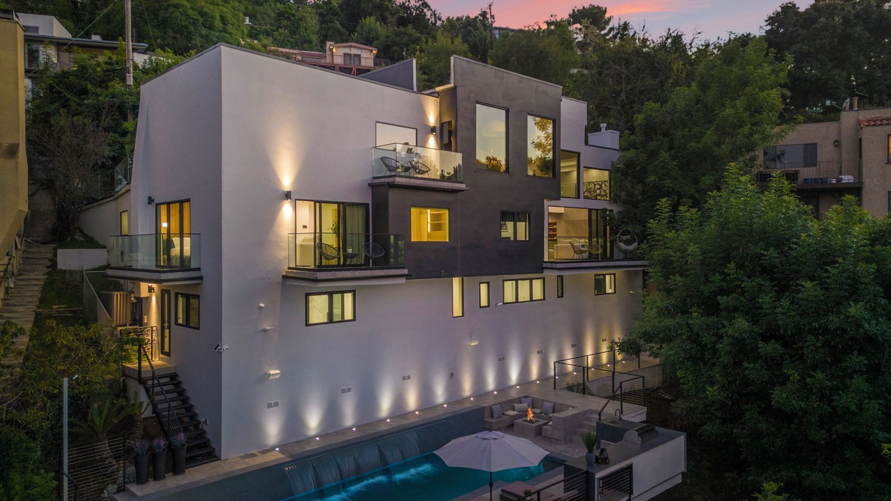 Photo of Outdoor in Hollywood Hills