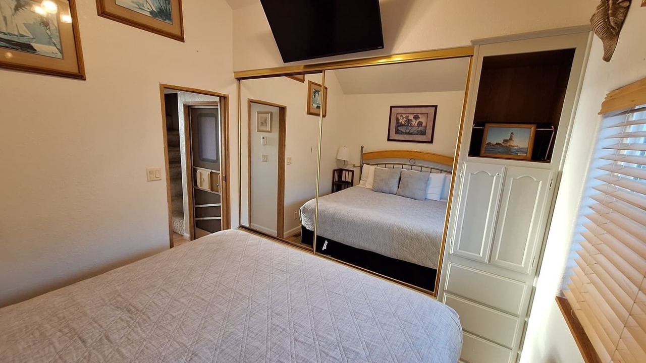 Photo of Bedroom in Smith River