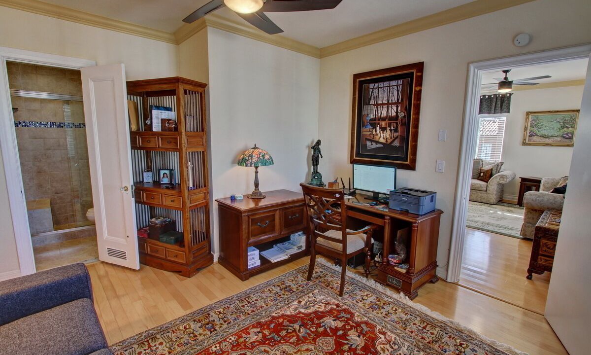 Photo of Livingroom in Downtown Long Beach