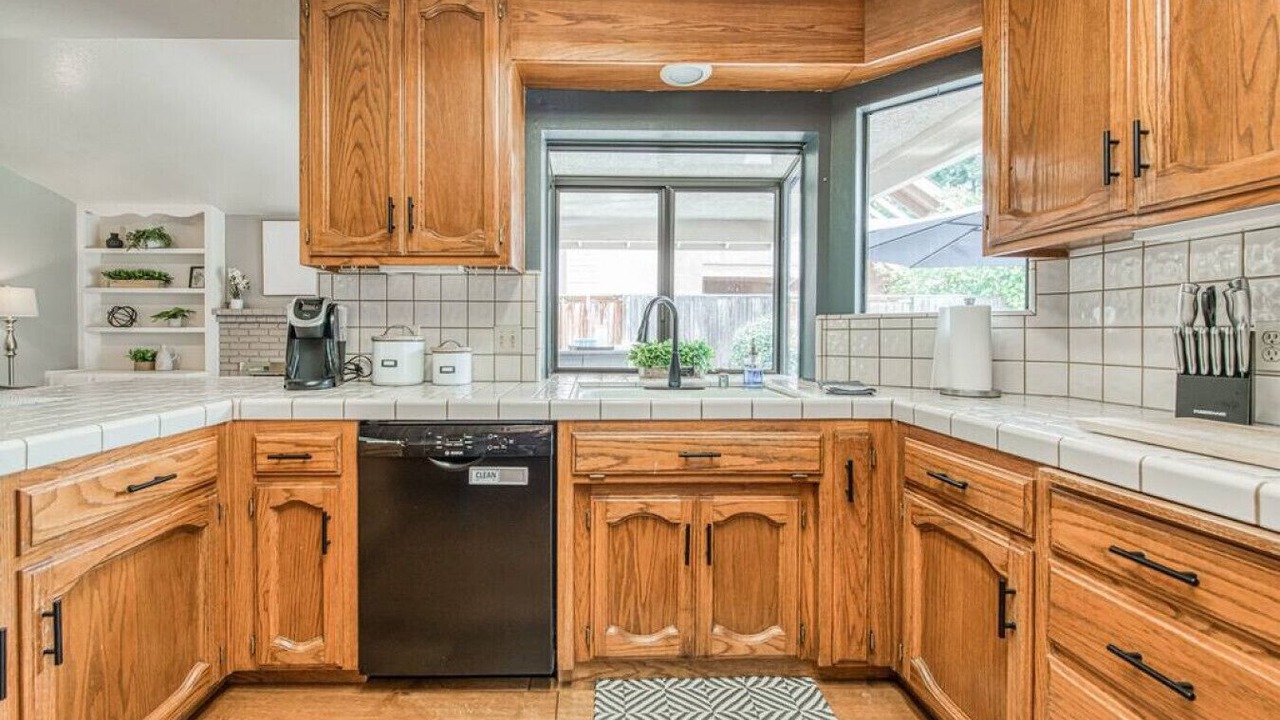 Photo of Kitchen in Raisin