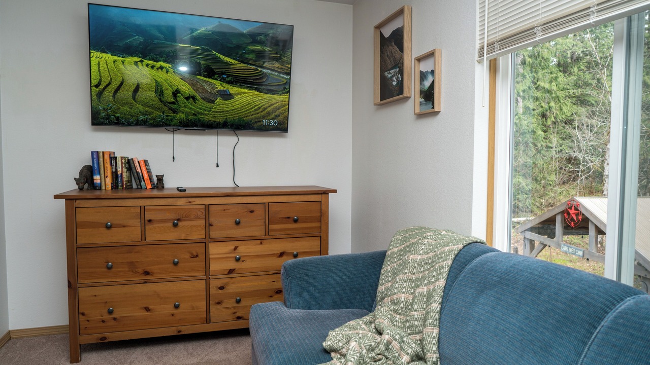 Photo of Livingroom in Hoodsport