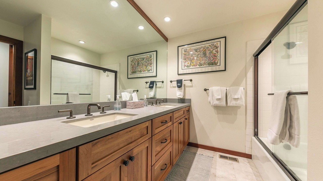 Photo of Bathroom in Dollar Point