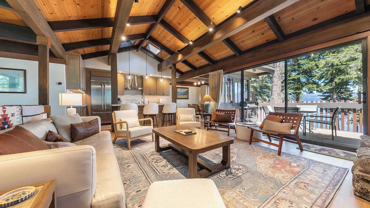 Photo of Livingroom in Dollar Point