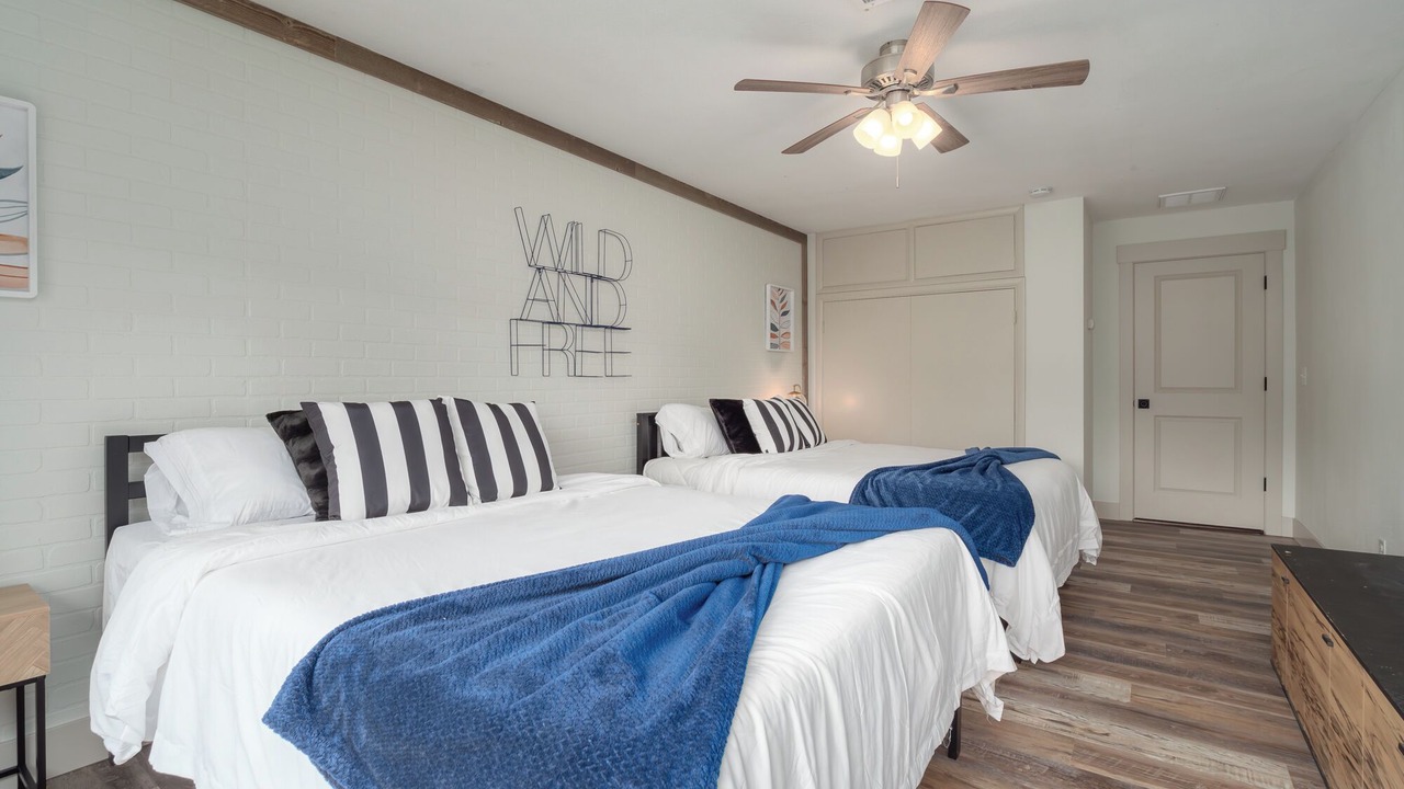Photo of Bedroom in Roseburg