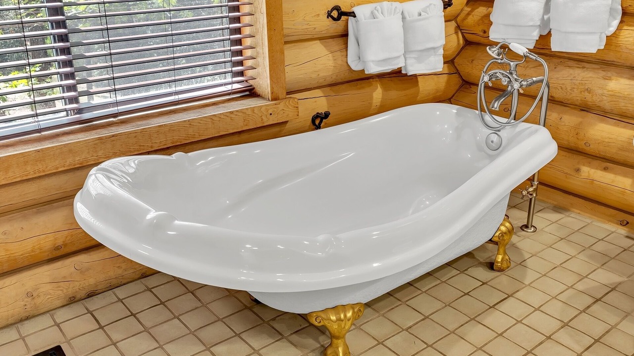 Photo of Bathroom in Idyllwild