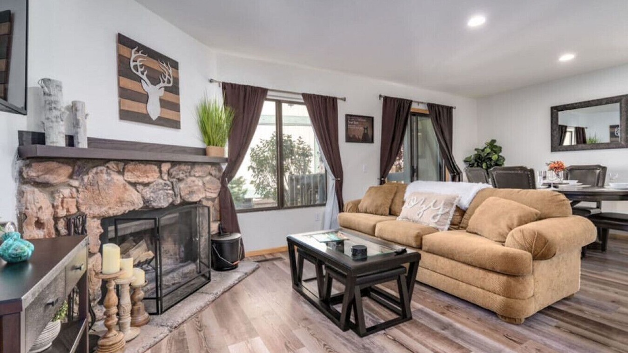 Photo of Livingroom in Boulder Bay
