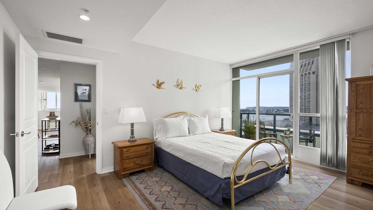 Photo of Bedroom in Marina District