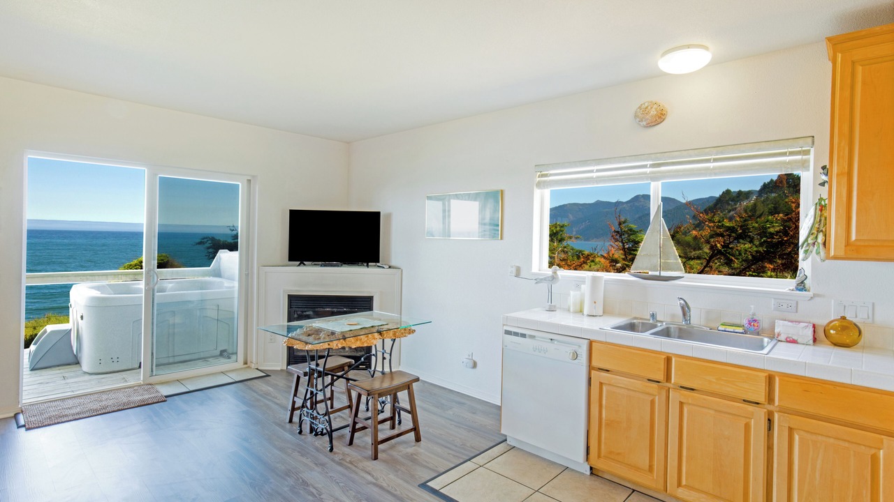 Photo of Others in Shelter Cove