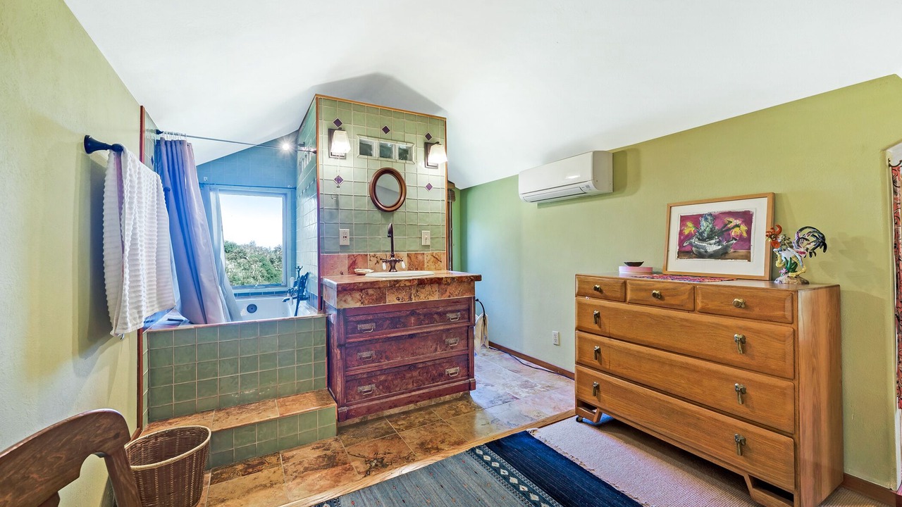Photo of Bathroom in Freestone