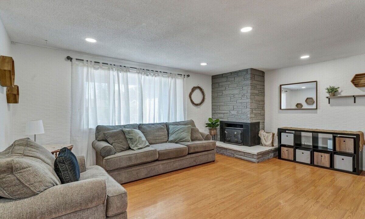 Photo of Livingroom in Albany