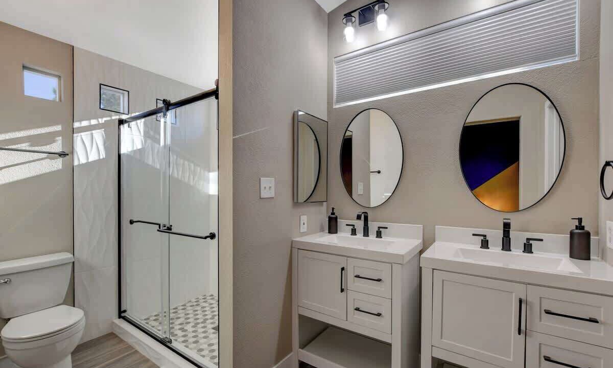 Photo of Bathroom in Summerlin