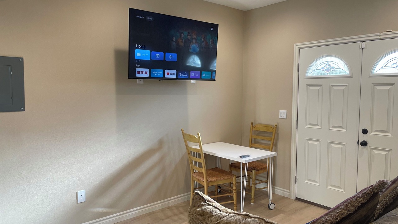 Photo of Livingroom in Torrey Highlands