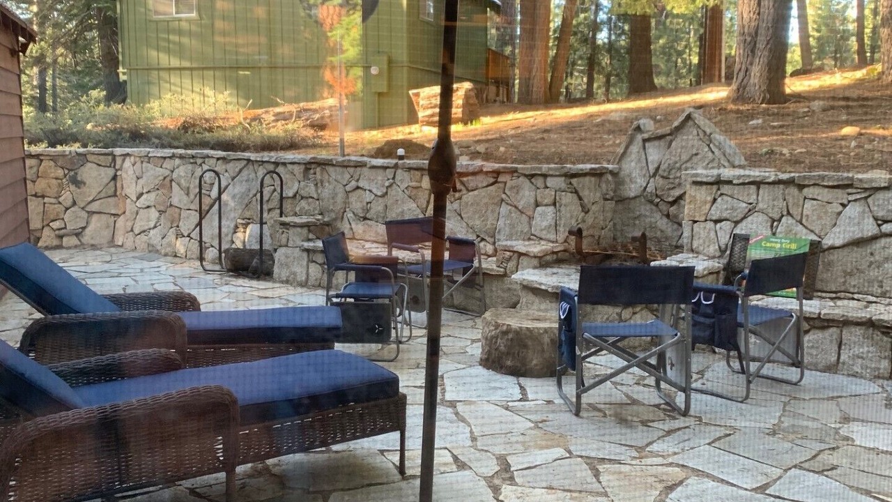 Photo of Patio Balcony in Huntington Lake