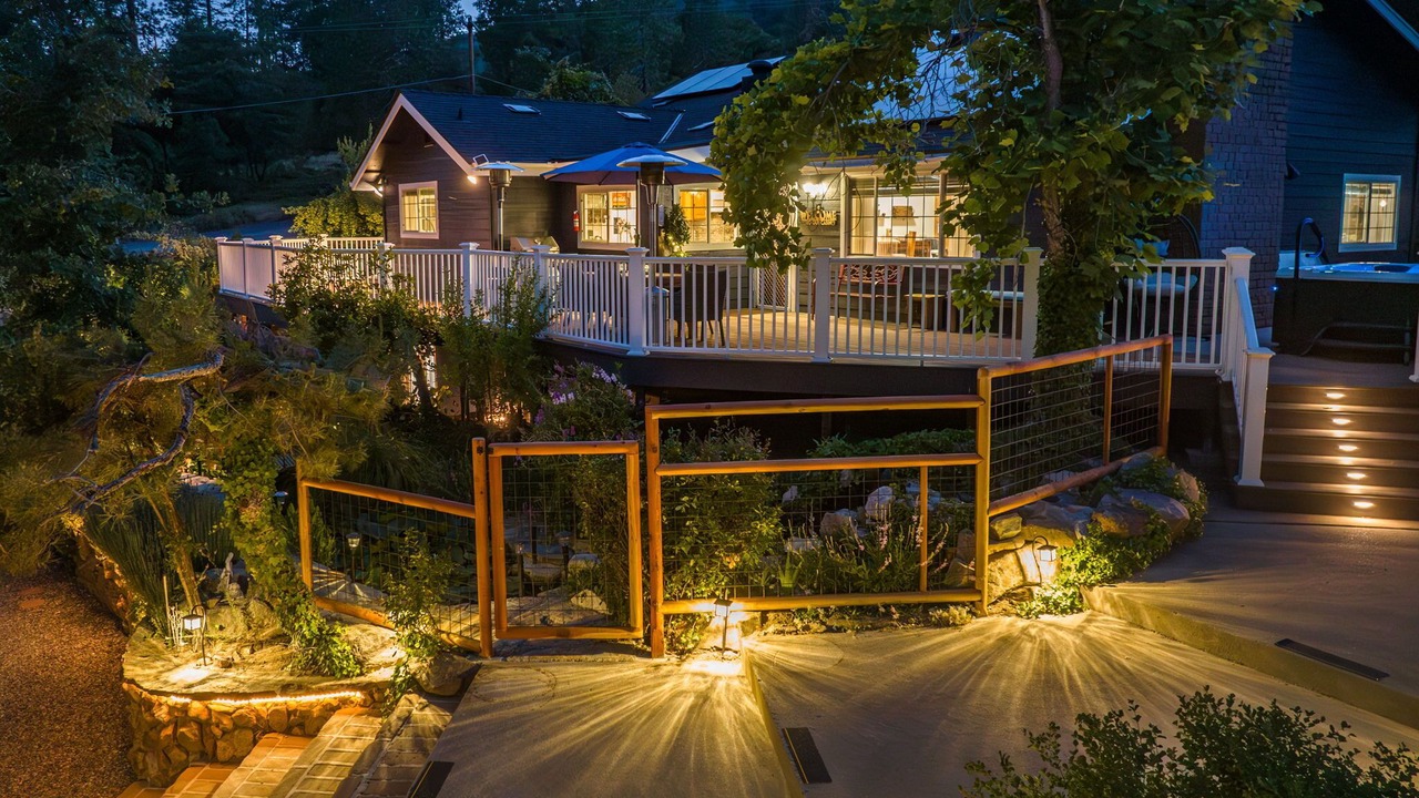 Photo of Outdoor in Oakhurst
