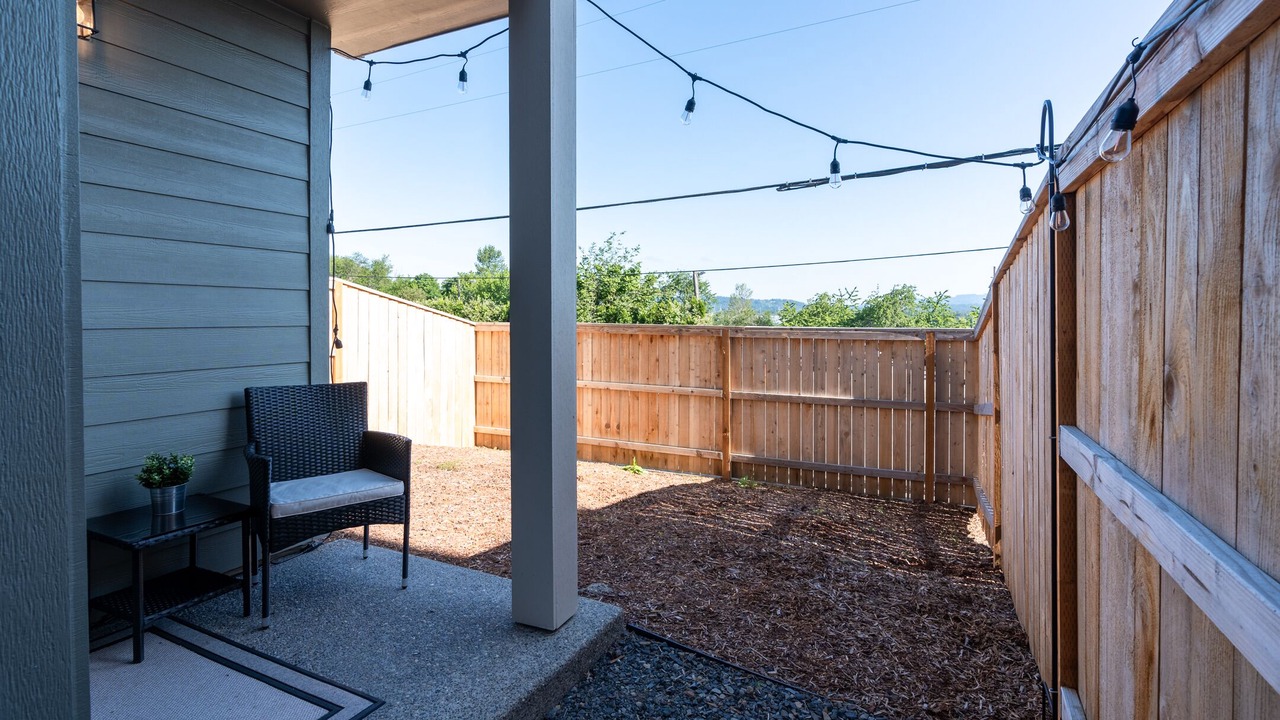 Photo of Patio Balcony in Troutdale
