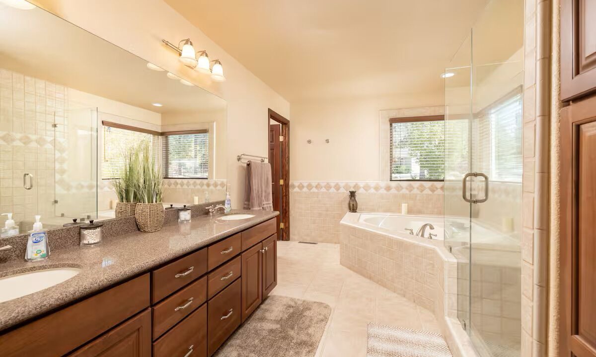 Photo of Bathroom in Eagle Mountain Estates