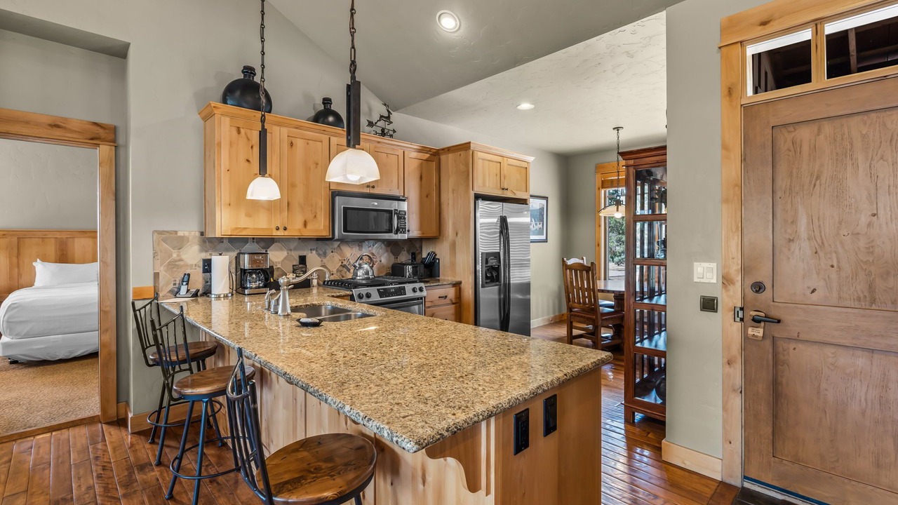Photo of Kitchen in Powell Butte