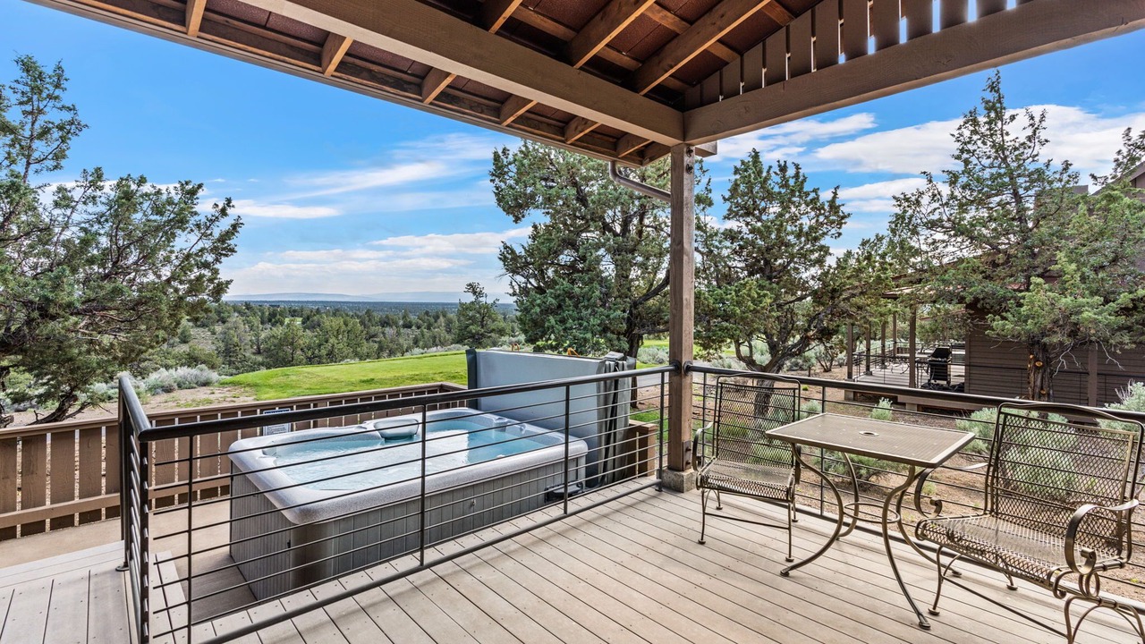 Photo of Outdoor in Powell Butte