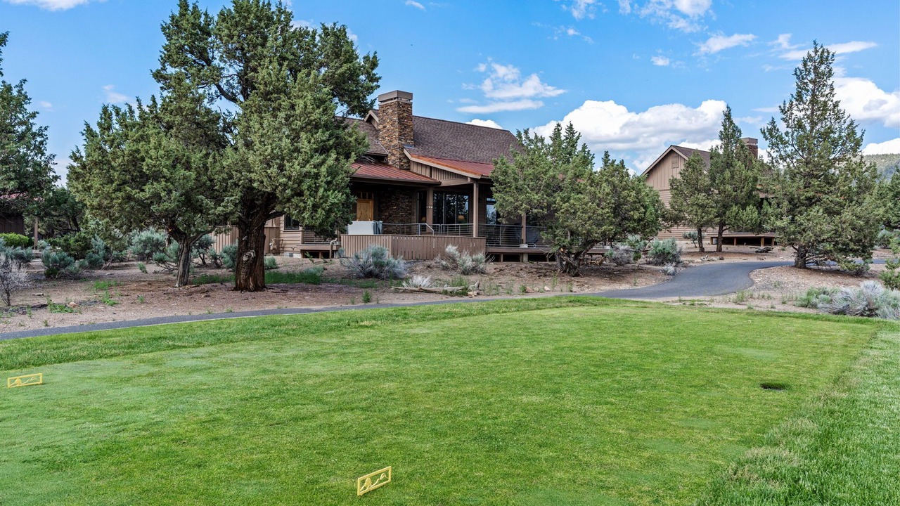 Photo of Outdoor in Powell Butte