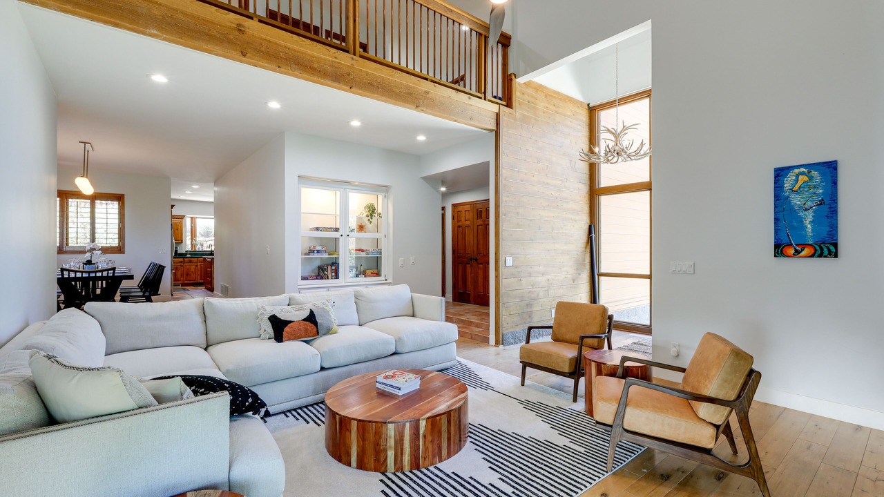 Photo of Livingroom in Swiss Manor