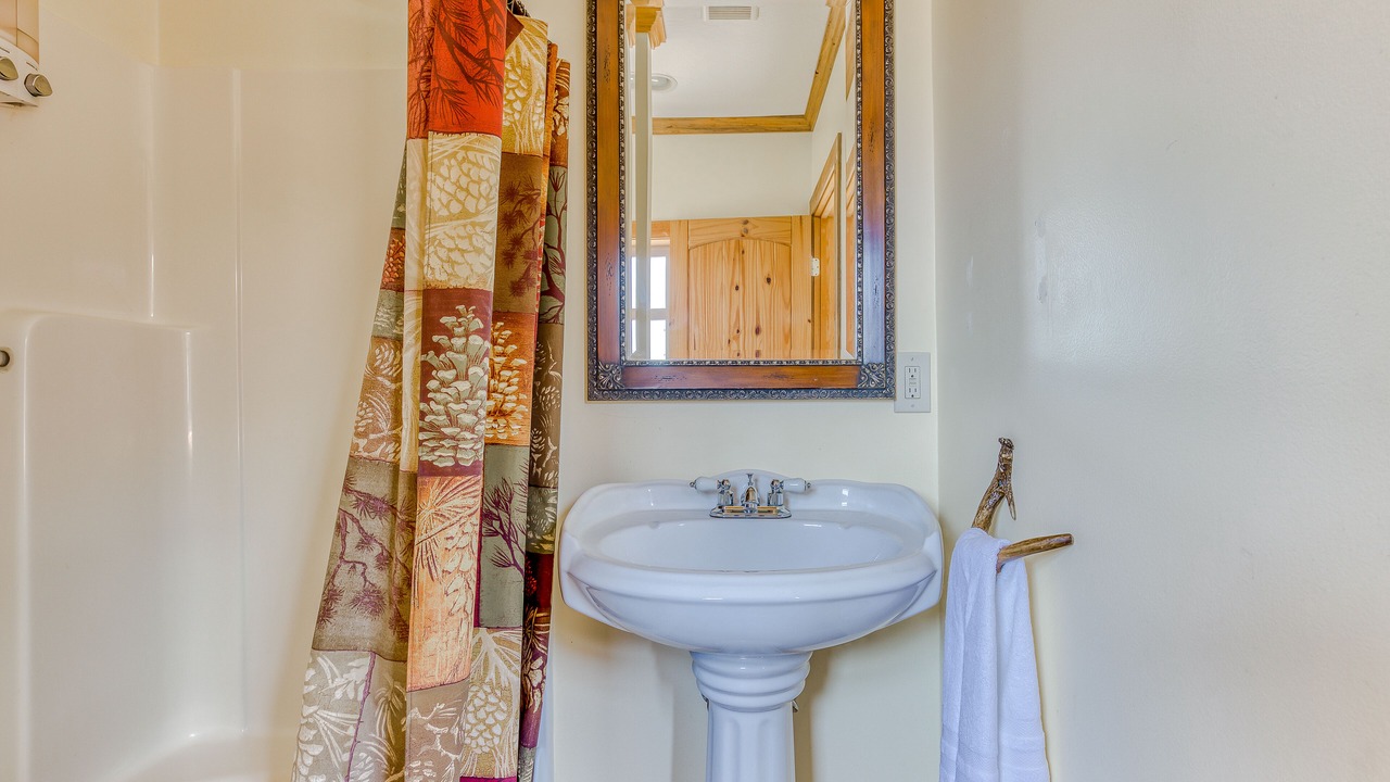 Photo of Bathroom in White Salmon