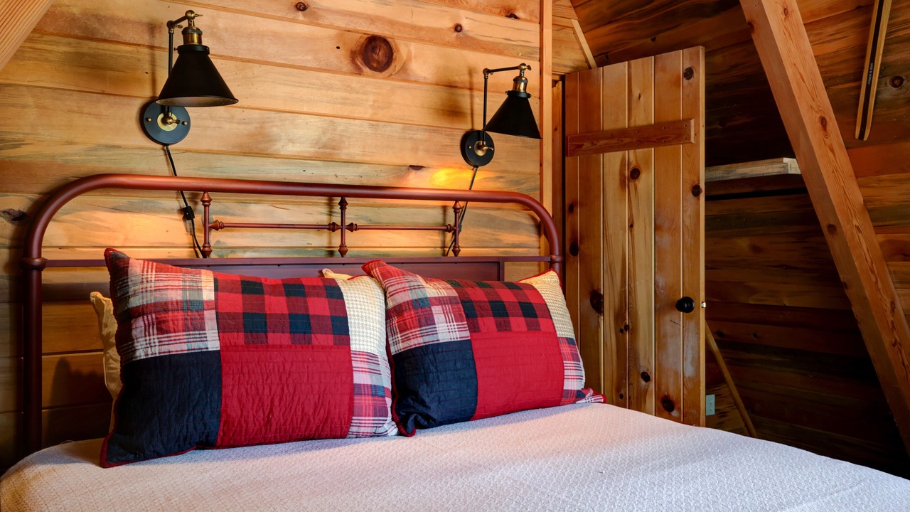 Photo of Bedroom in Sisters