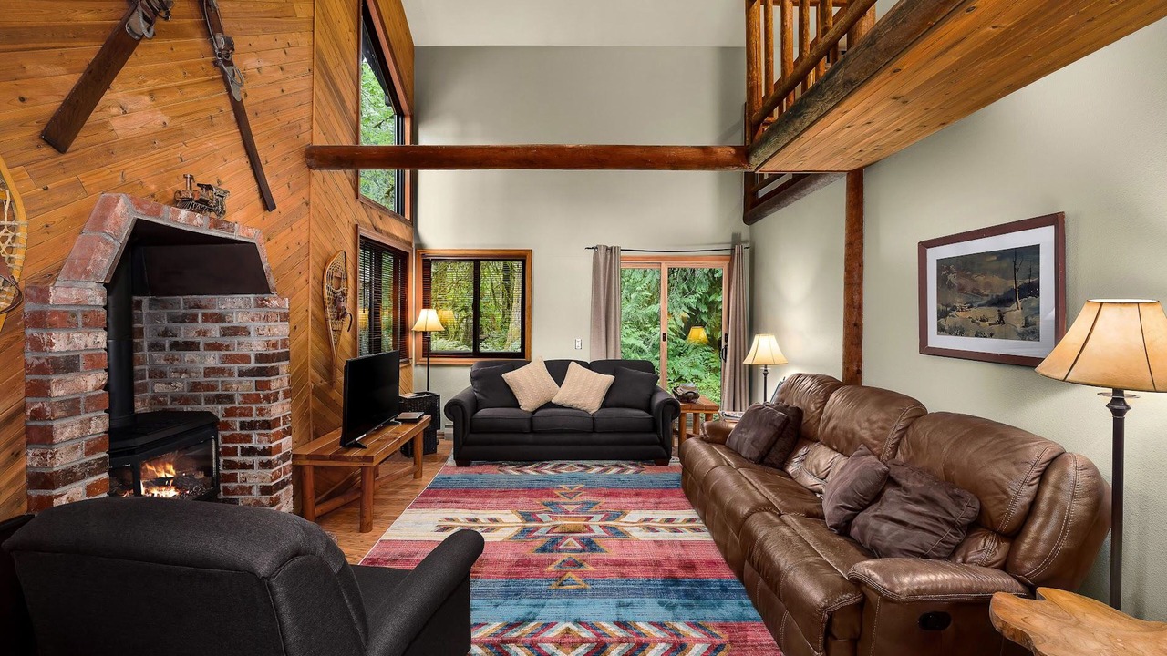 Photo of Livingroom in Skykomish