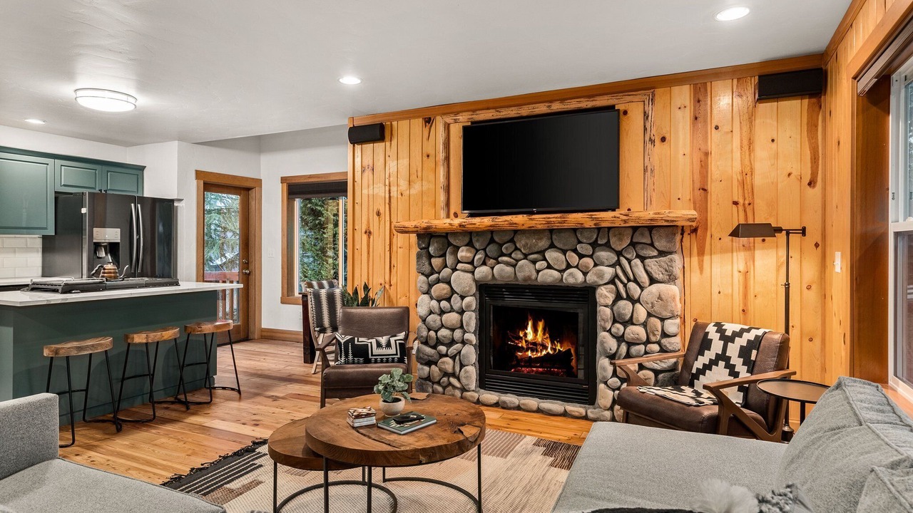 Photo of Livingroom in Mayfield