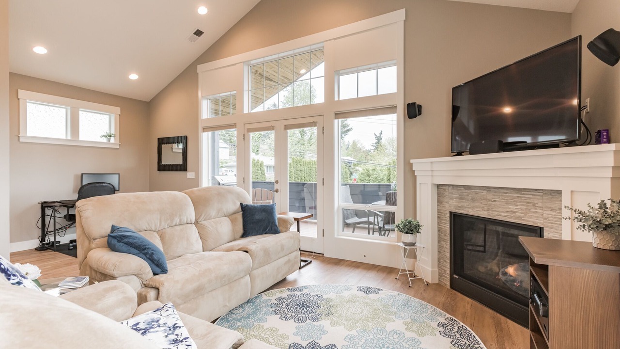 Photo of Livingroom in Troutdale