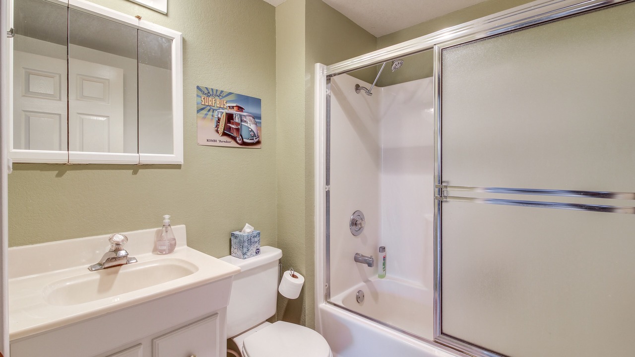 Photo of Bathroom in Winchester Bay