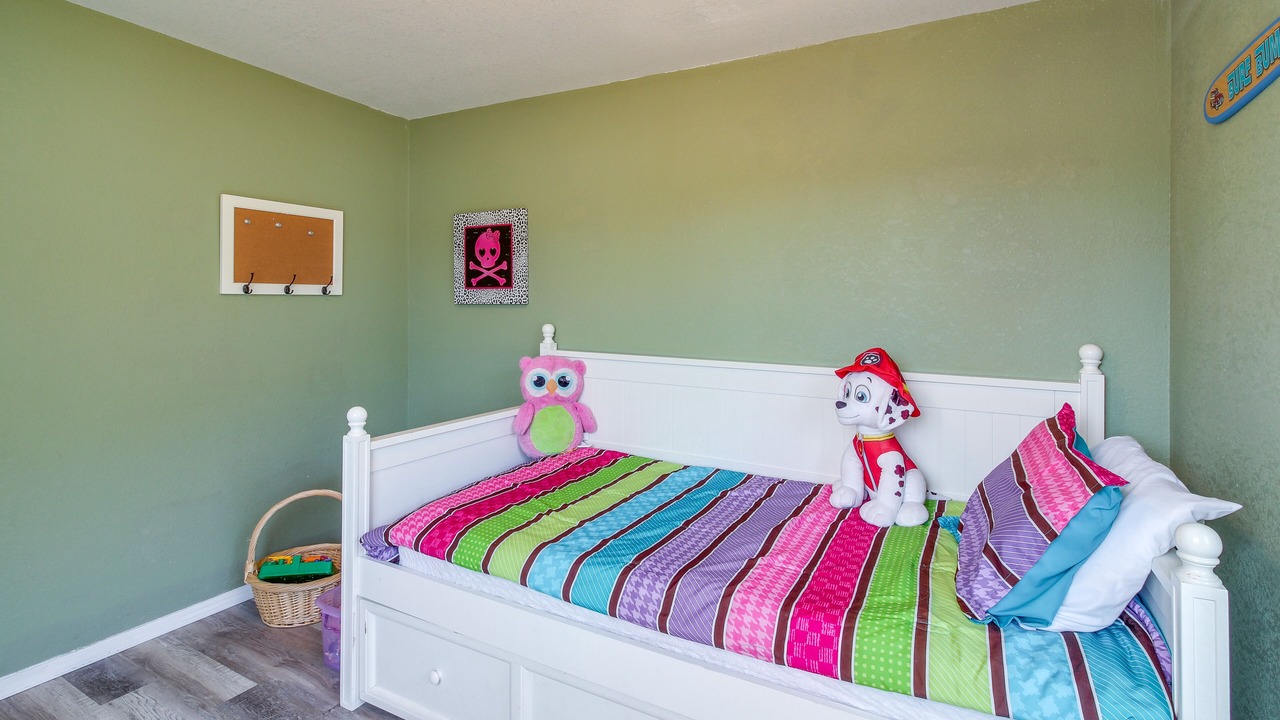 Photo of Bedroom in Winchester Bay