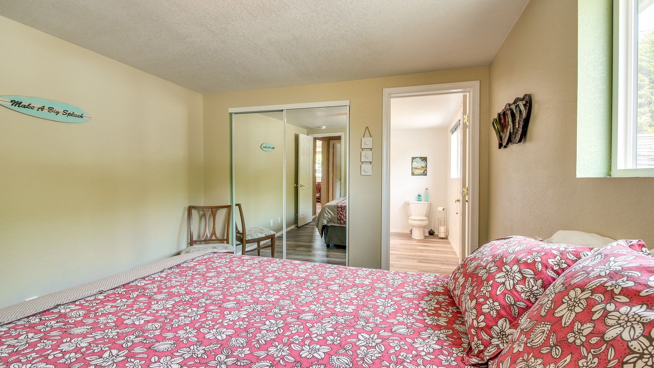 Photo of Bedroom in Winchester Bay