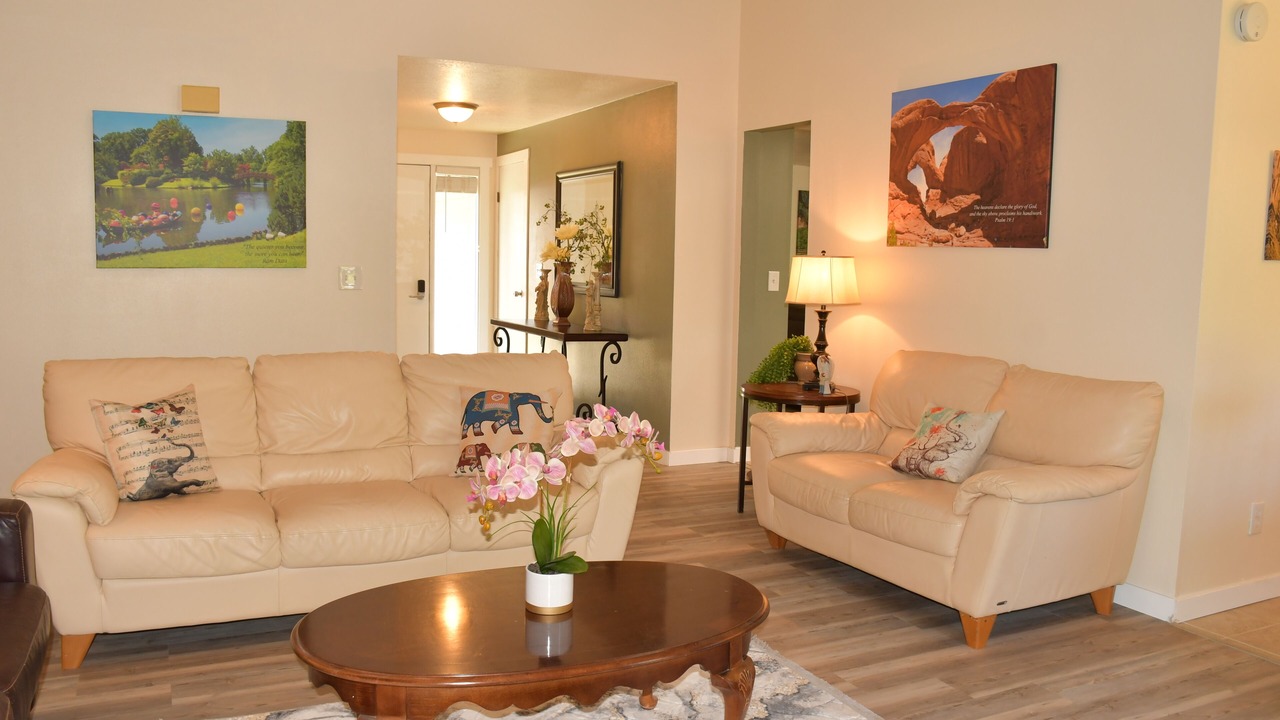 Photo of Livingroom in Beaverton