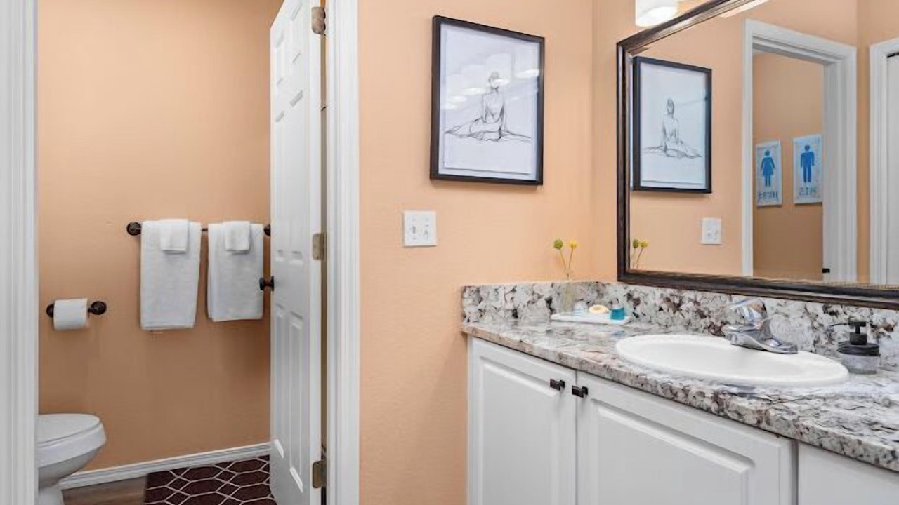 Photo of Bathroom in Keizer