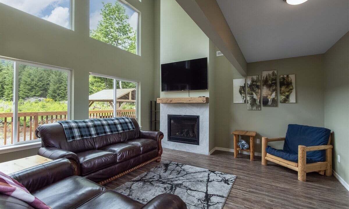 Photo of Livingroom in Packwood