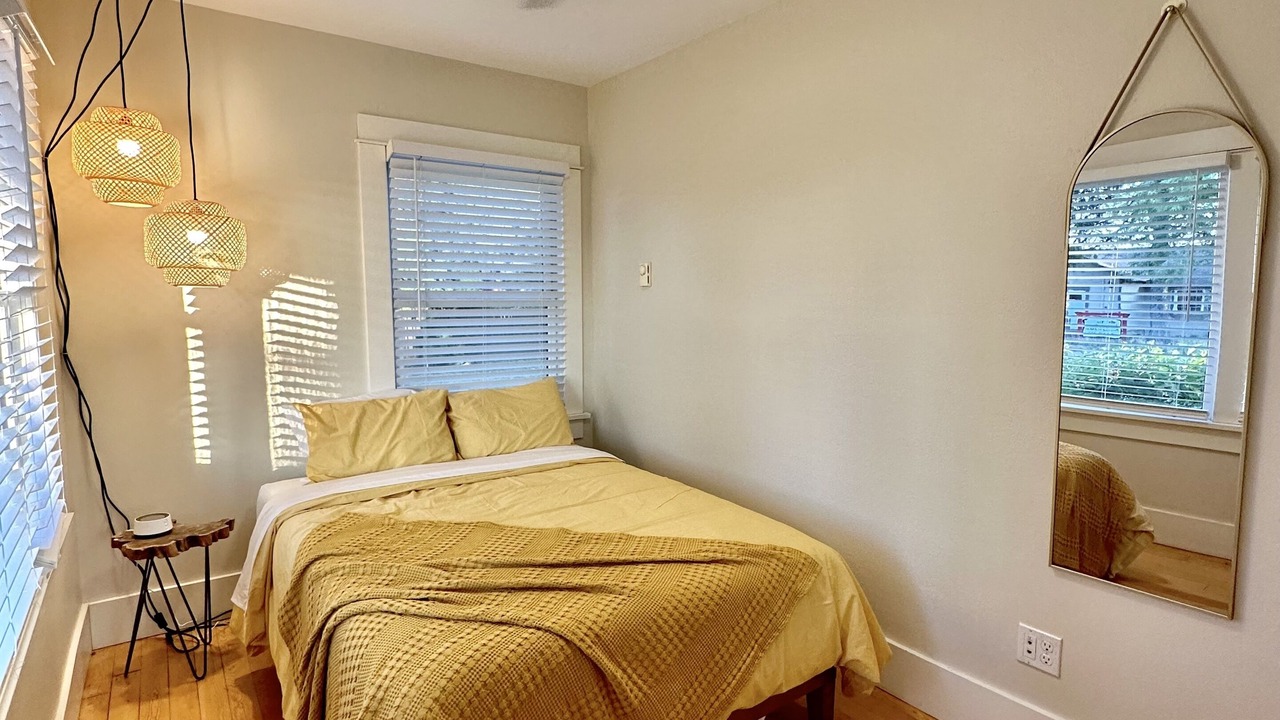 Photo of Bedroom in Larkspur