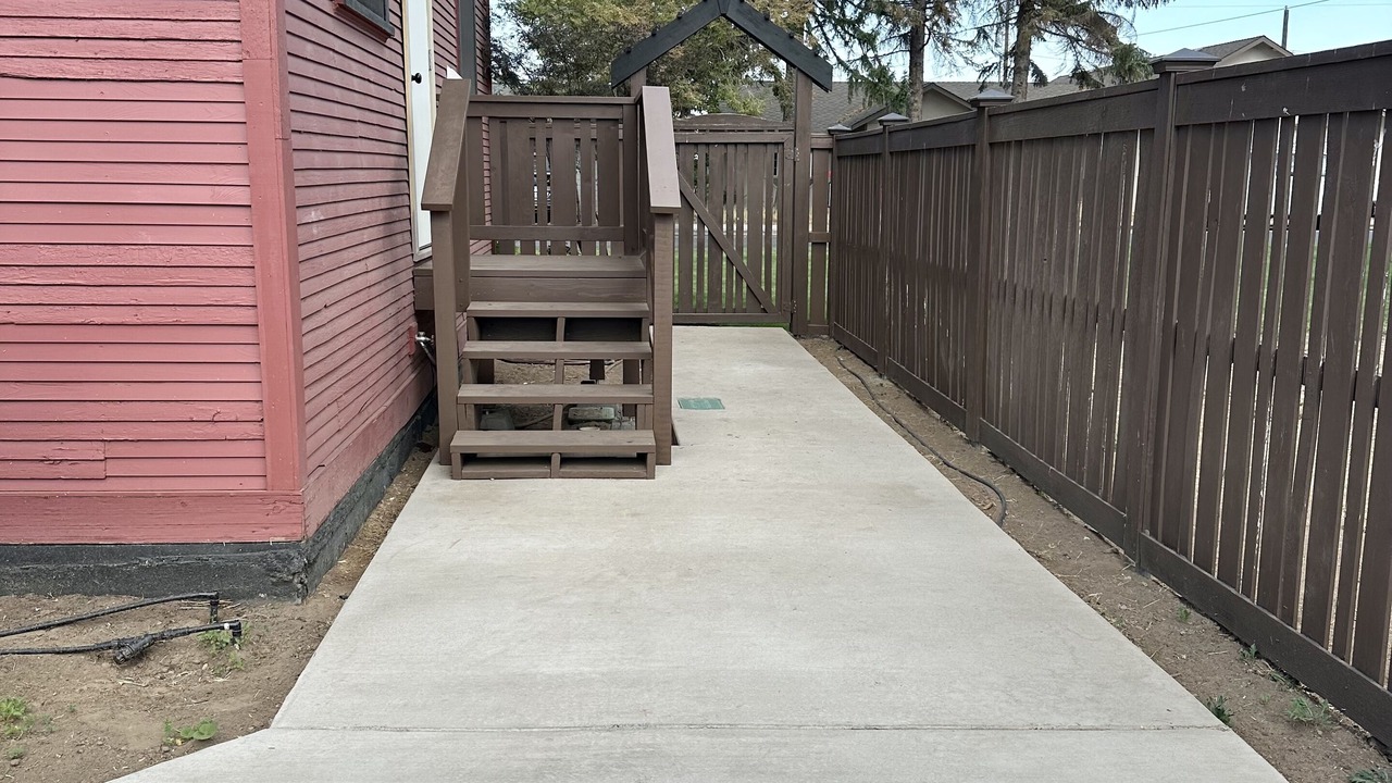 Photo of Patio Balcony in Larkspur