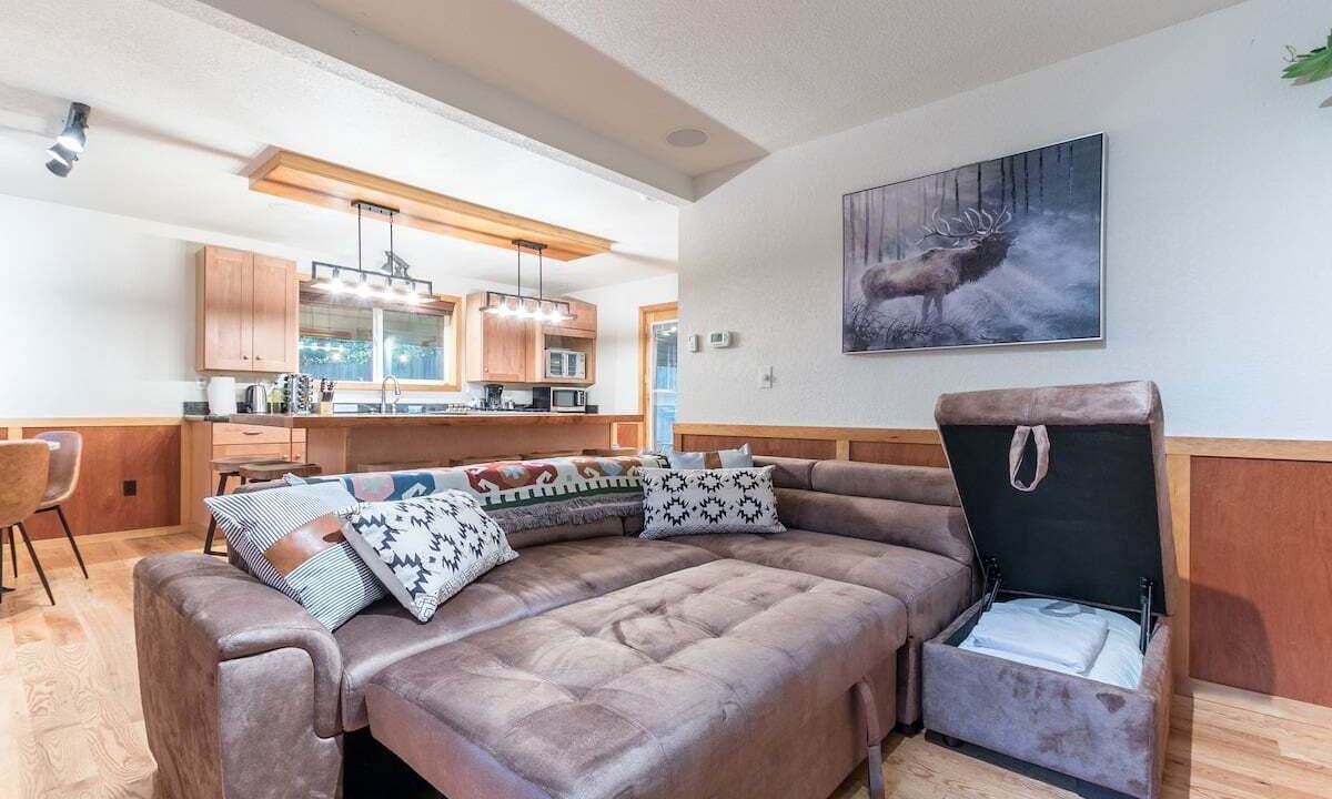 Photo of Livingroom in Paradise Estates