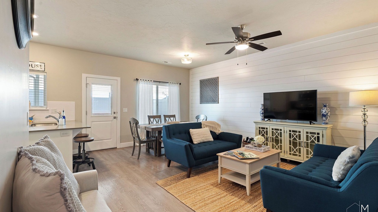 Photo of Livingroom in Cedar City