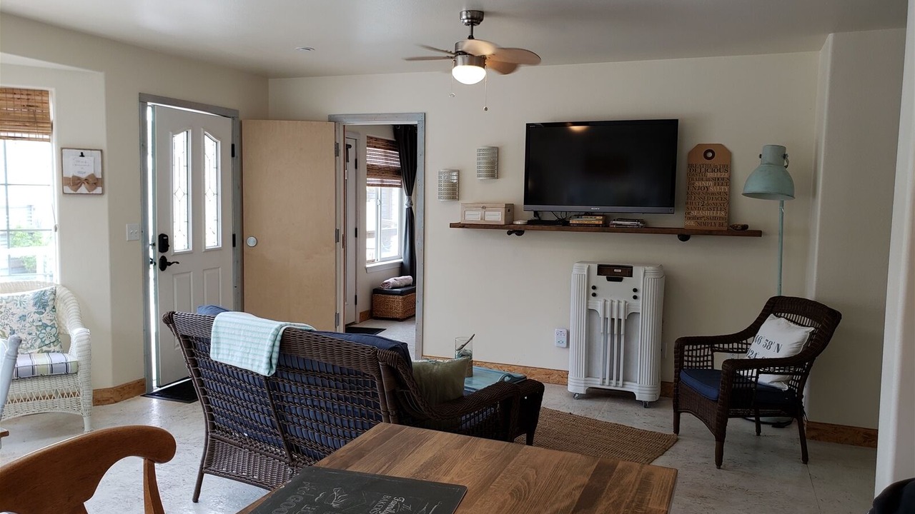 Photo of Livingroom in Ocean Shores