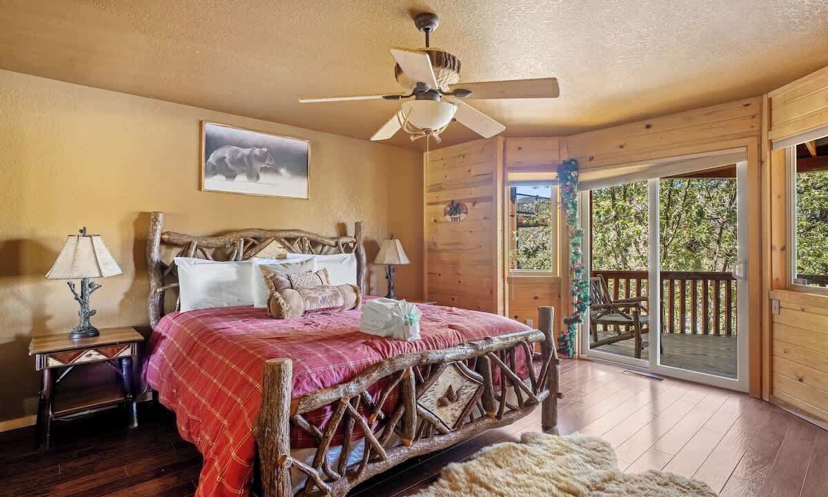 Photo of Bedroom in Castle Glen Estates
