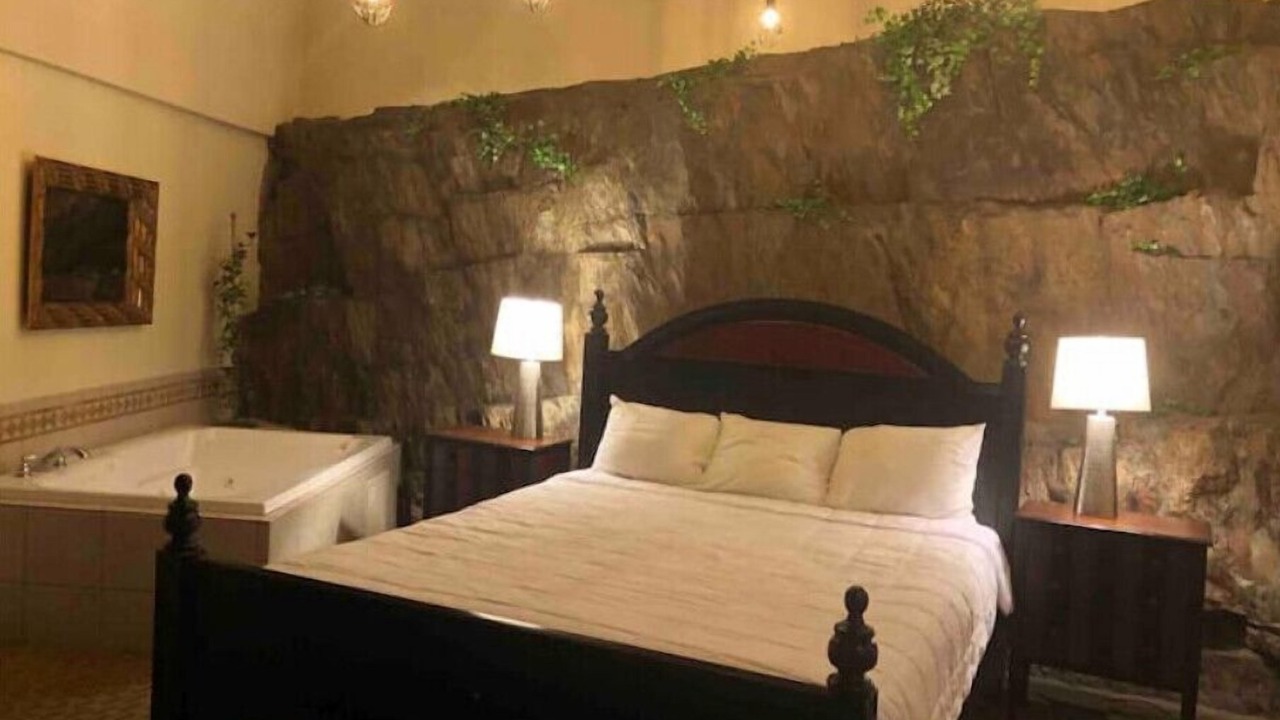 Photo of Bedroom in El Portal