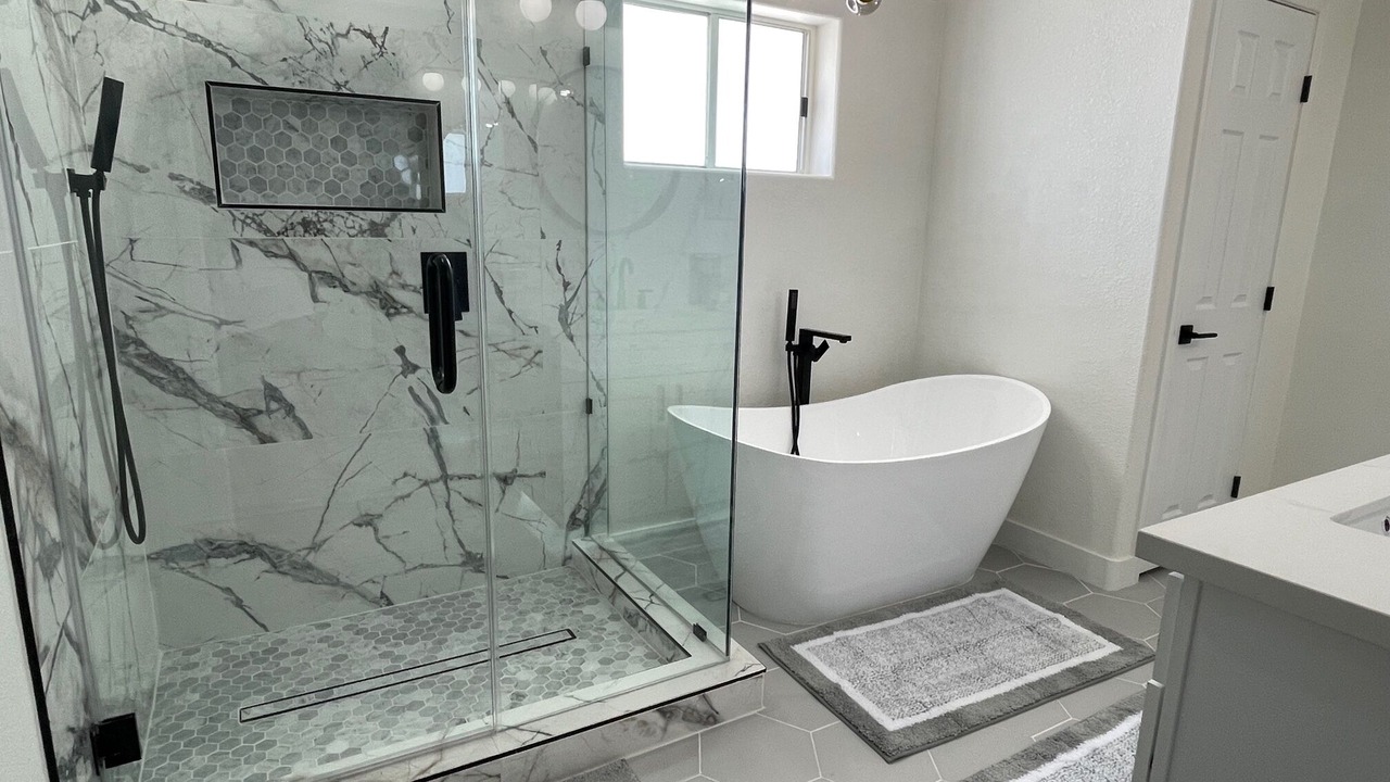 Photo of Bathroom in Monarch Estates
