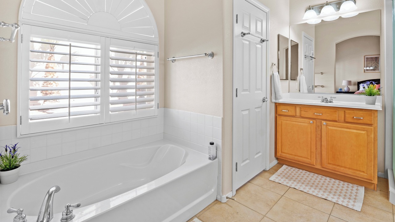 Photo of Bathroom in North Las Vegas