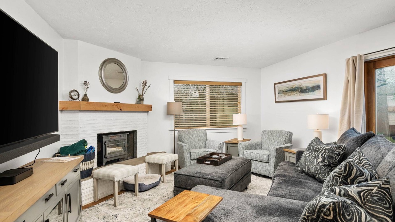Photo of Livingroom in Central Oregon