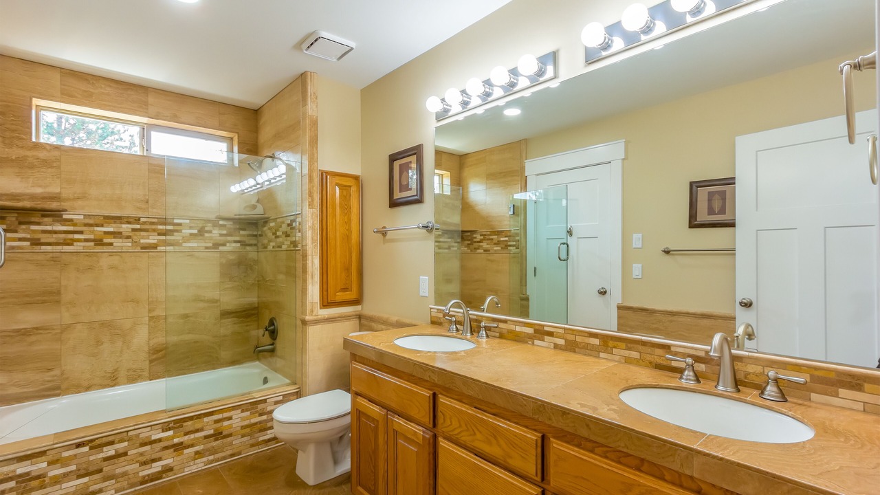 Photo of Bathroom in Deer Park