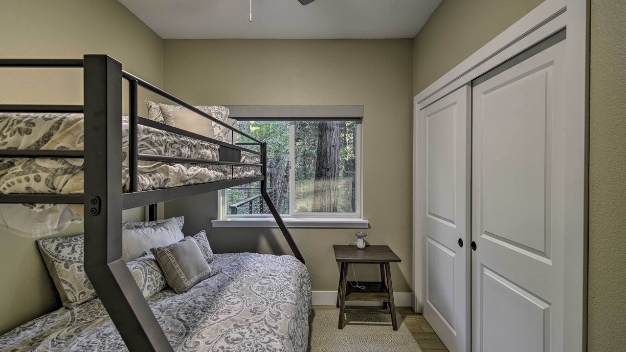 Photo of Bedroom in Butte Meadows