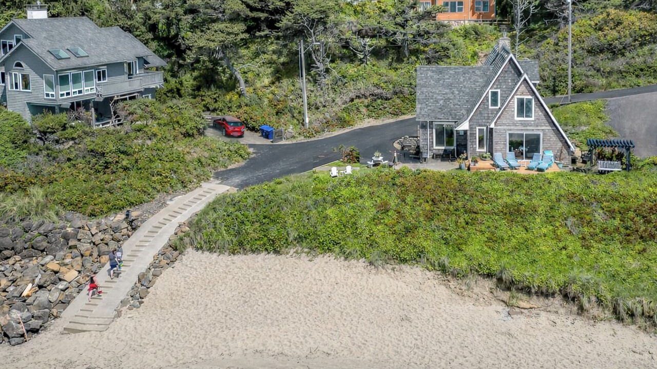 Photo of Bedroom in Lincoln City